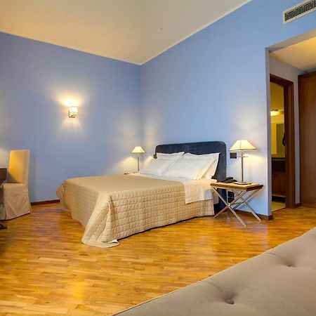 Hotel Messenion Μεσίνα Εξωτερικό φωτογραφία