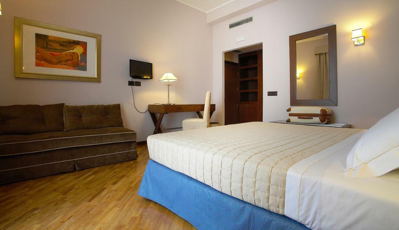 Hotel Messenion Μεσίνα Εξωτερικό φωτογραφία