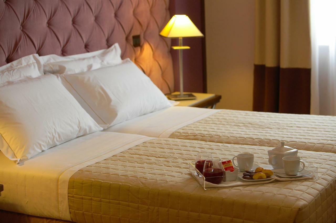 Hotel Messenion Μεσίνα Εξωτερικό φωτογραφία