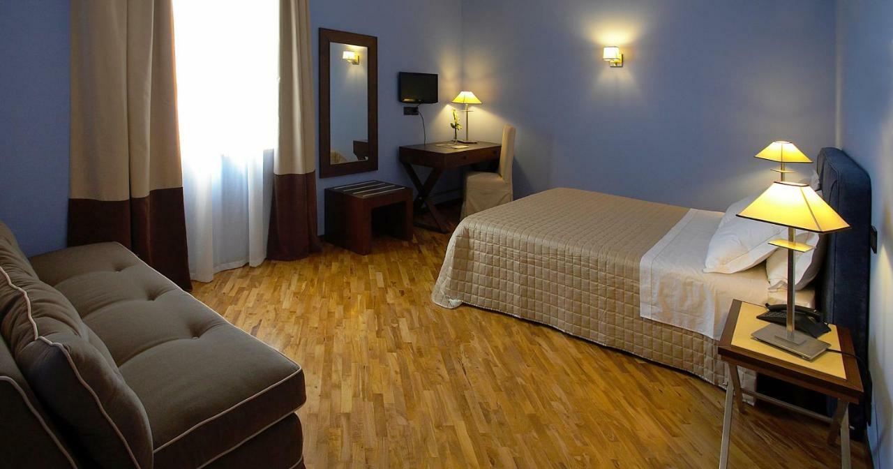 Hotel Messenion Μεσίνα Εξωτερικό φωτογραφία