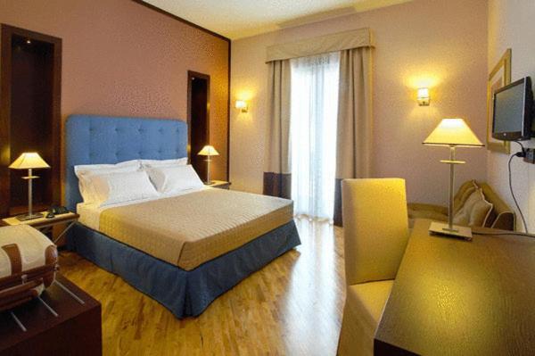 Hotel Messenion Μεσίνα Δωμάτιο φωτογραφία