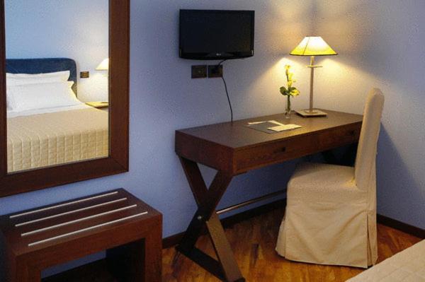 Hotel Messenion Μεσίνα Δωμάτιο φωτογραφία
